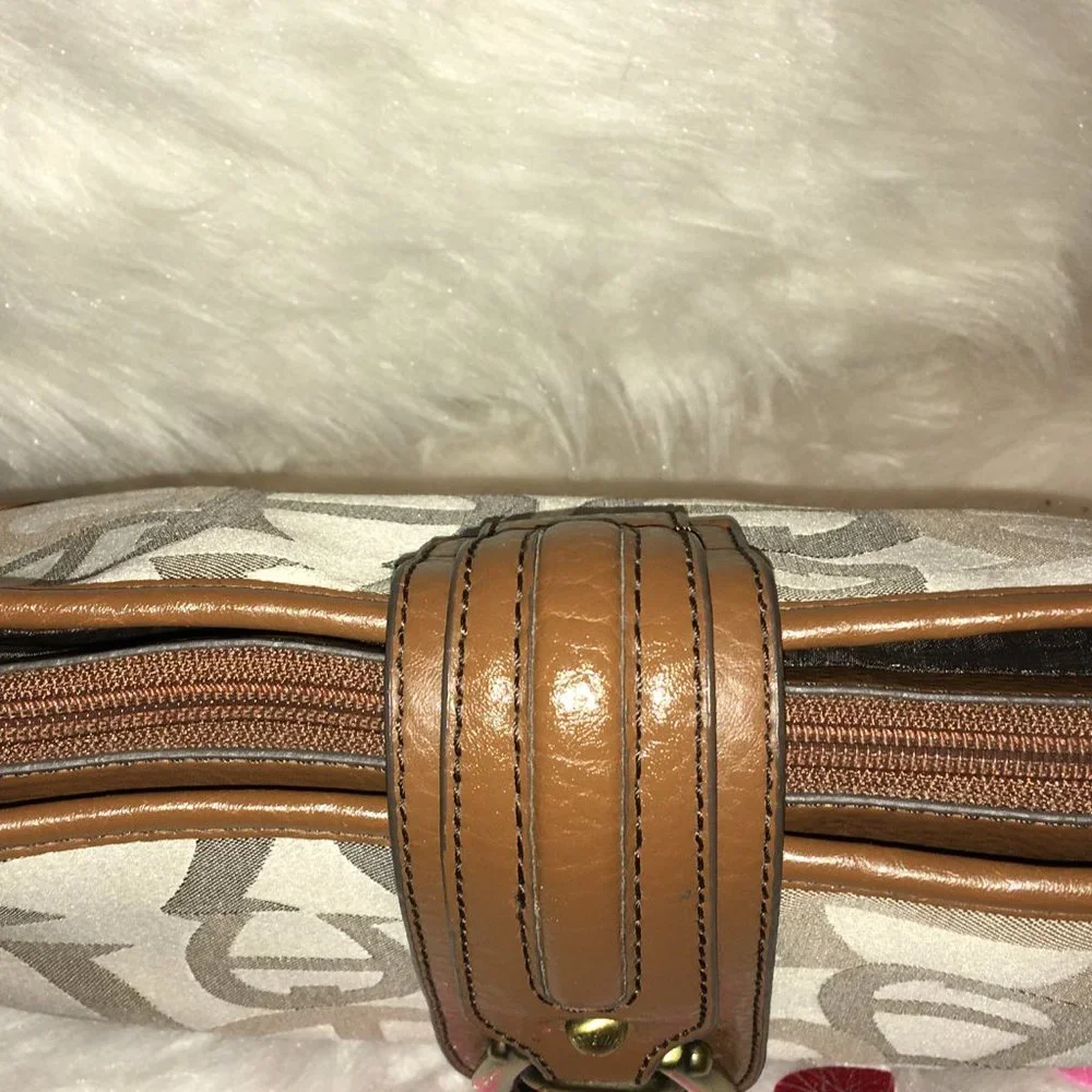 Vintage!!!! Etienne Aigner Monogram Shoulder Bag Y2K equestrian Leather
